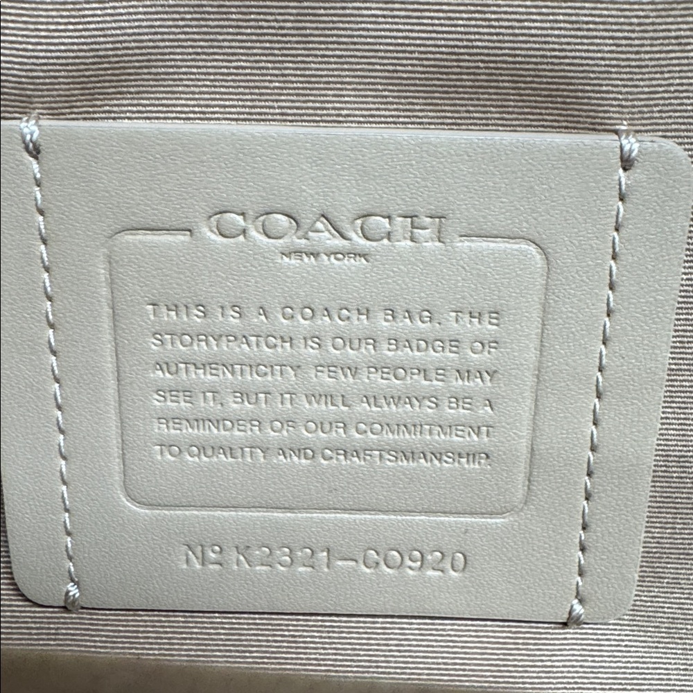 Coach Men’s Black and Cream Leather Backpack - Picture 4 of 5
